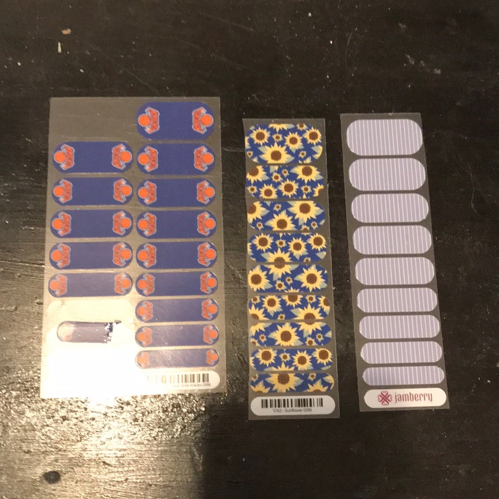 Jamberry NY Knicks nail wraps with bonus wraps